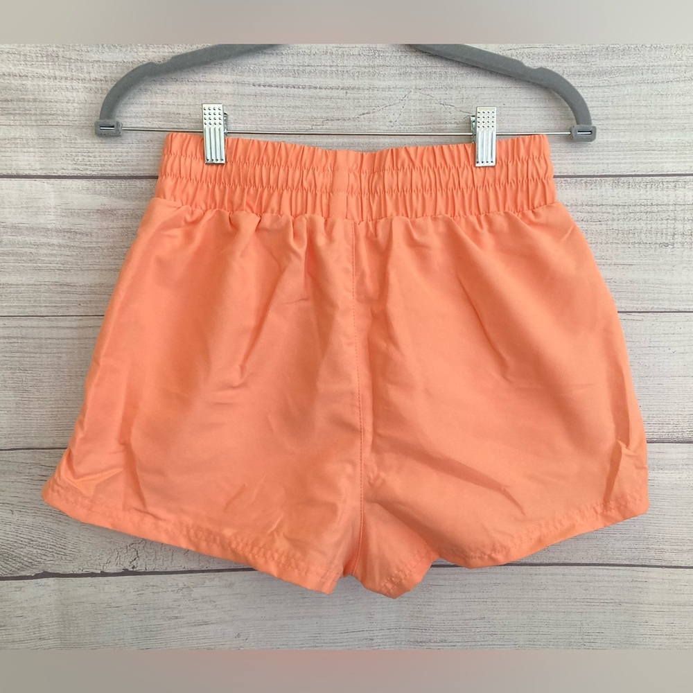 WILO | NWT Women’s 2 In 1 Shorts - Picture 2 of 10